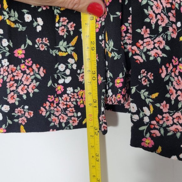 Loft Women's Black Floral Short Sleeve Side tie Wrap-Front V-Neck Romper Dress 0 - Picture 7 of 11